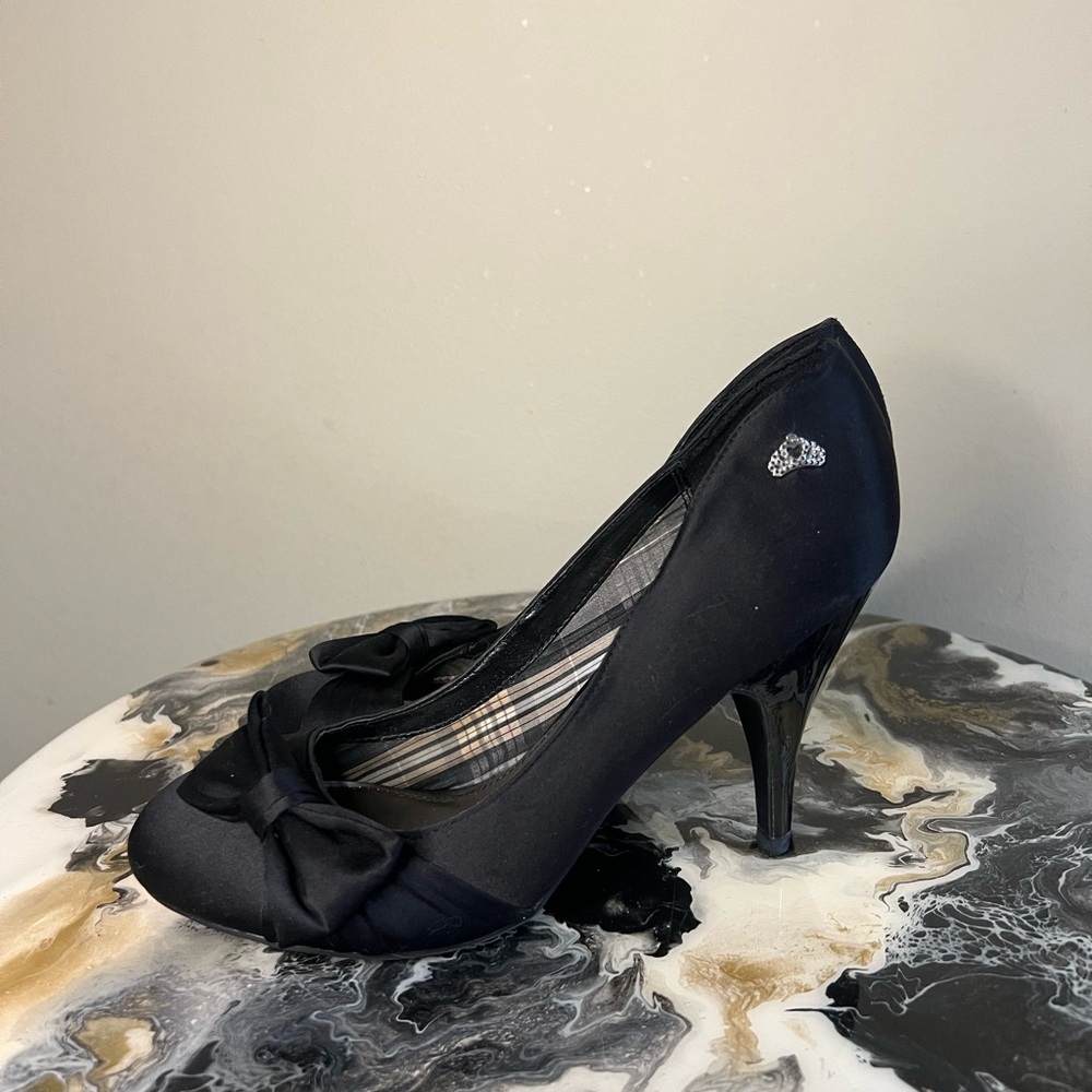 Fergalicious Bring It Black Satin Bow Heels